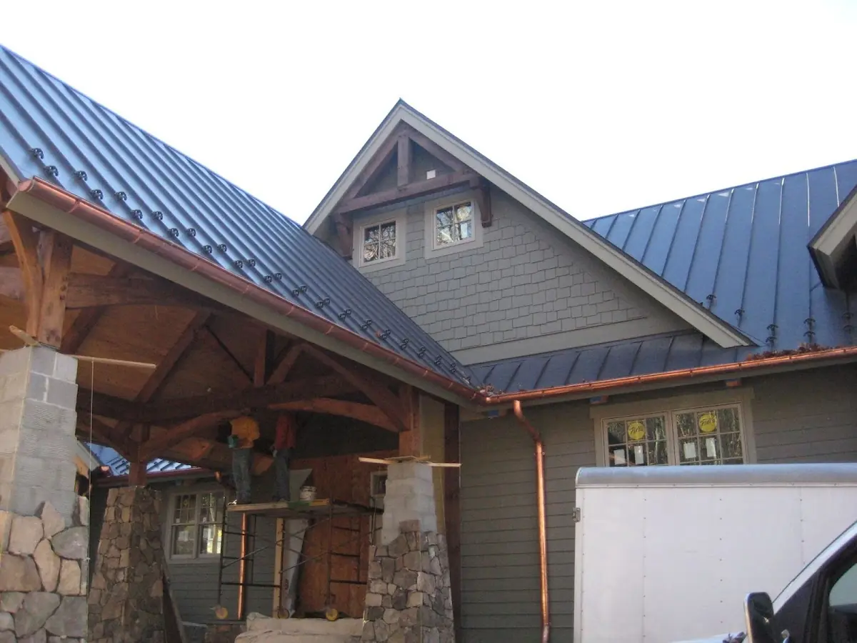 Craftsman Roofing team delivering quality roofing work in Opossum Point Landing